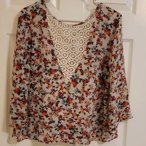 Arizona jean co sheer floral top, XL